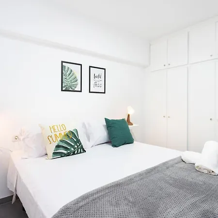 公寓 Home2book Americas Flat, Pool & Terrace 阿罗纳