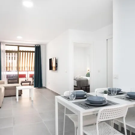 公寓 Home2book Americas Flat, Pool & Terrace 阿罗纳